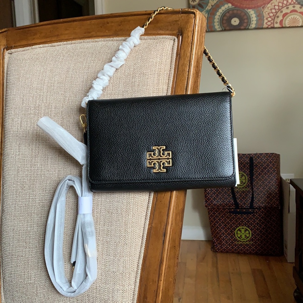 Tory Burch Britten Clutch Black